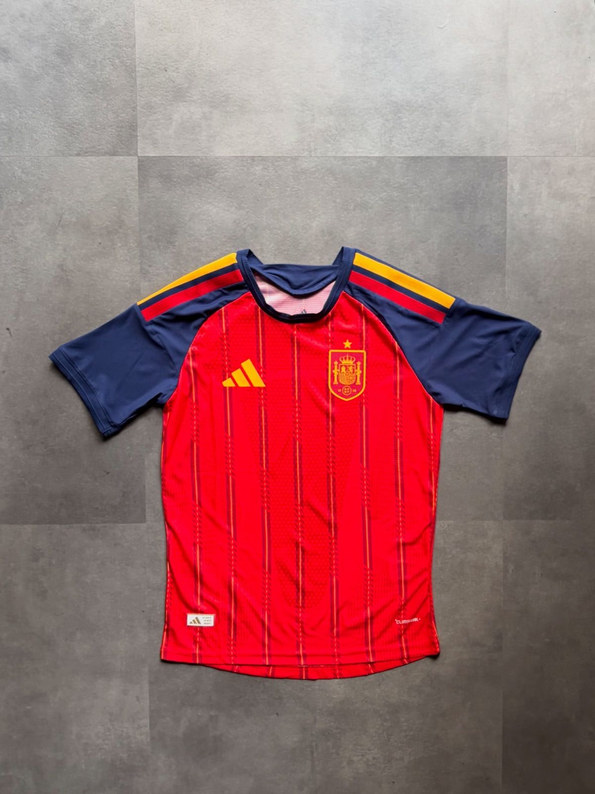 adidas スペイン代表 ホームユニフォーム RFEF CLIMACOOL スリムフィット S レッド 6,234円