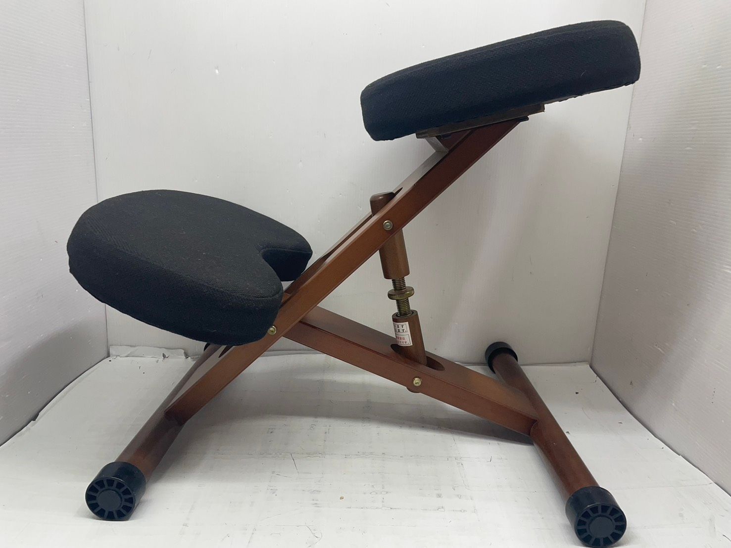 【直接引取限定】h15989 MIYATAKE 宮武製作所 プロポーションチェア バランスチェア ブラック 木製 高さ調節 学習椅子 ブラック 6,320円