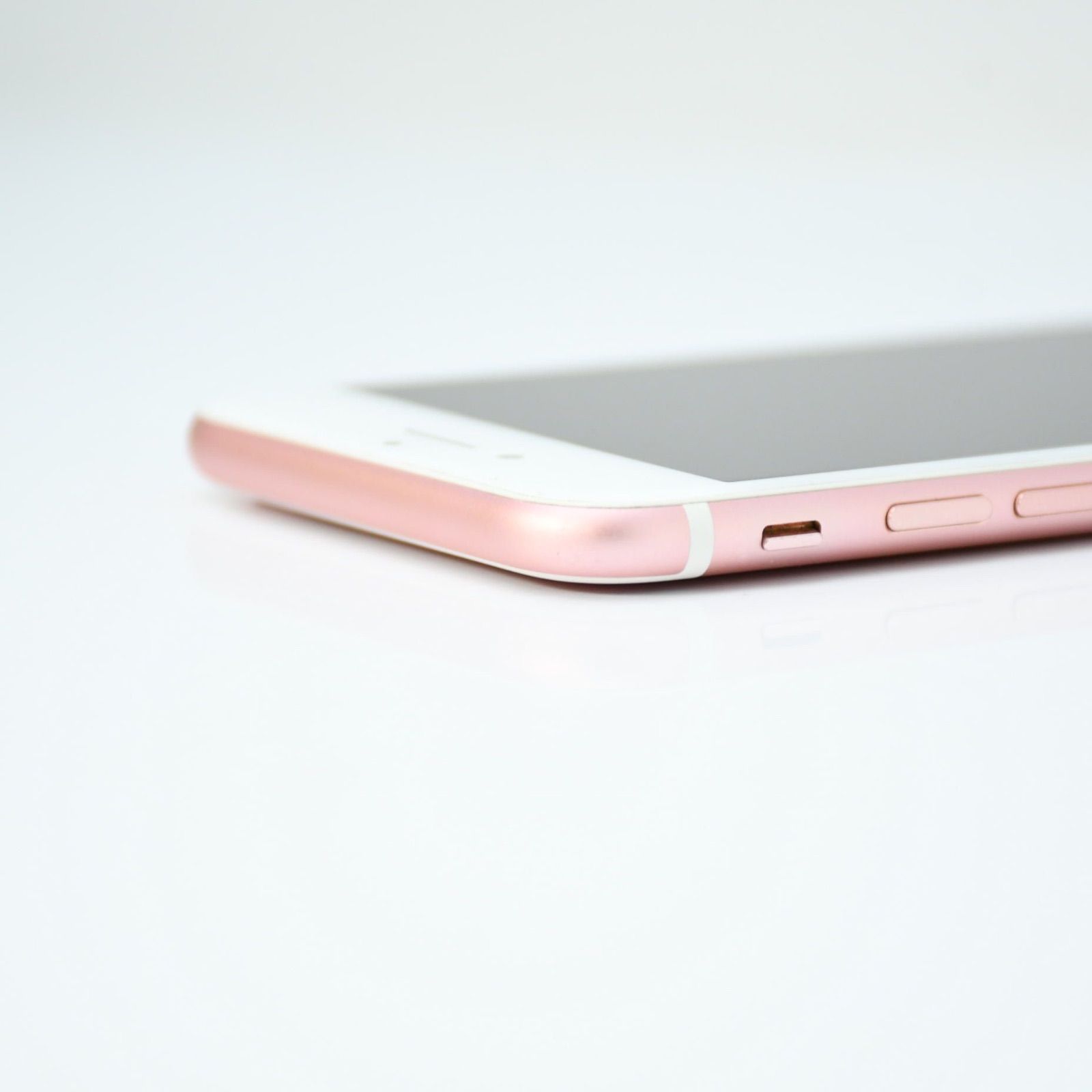 iPhone7 32GB ローズゴールド SIMフリー バッテリー86% - メルカリ