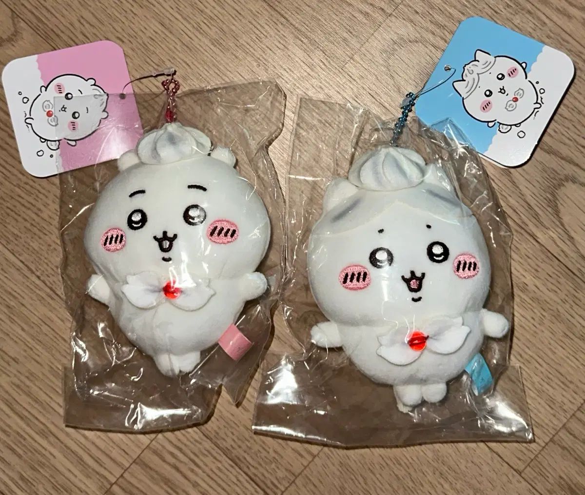 ちいかわ 誕生日 핑 마스코트 ちいかわ ハチワレ