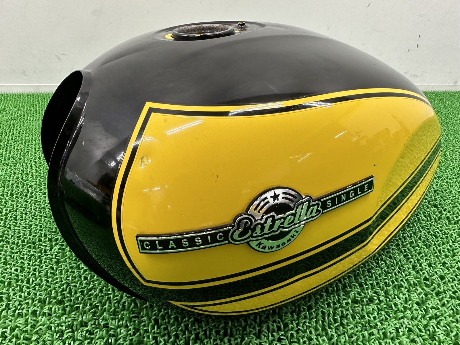 エストレヤ タンク 51082-5002 カワサキ 純正 中古 BJ250C エストレア