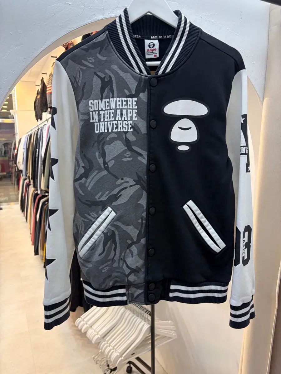 Aape ビックロゴ バイカラー ジャケット 9,347円