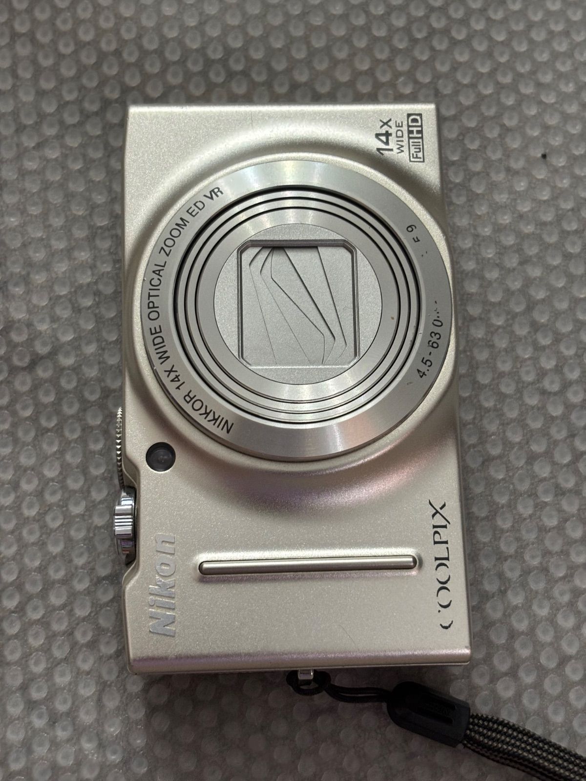 Nikon COOLPIX S8200 　　26041421