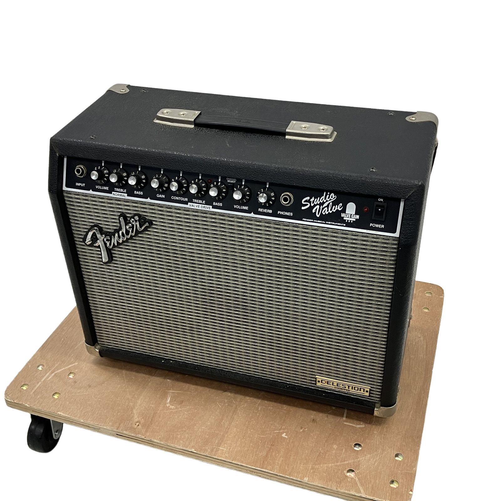 Fender SV-20CE ギターアンプ コンボアンプ 音響機器 フェンダー 中古C11538745
