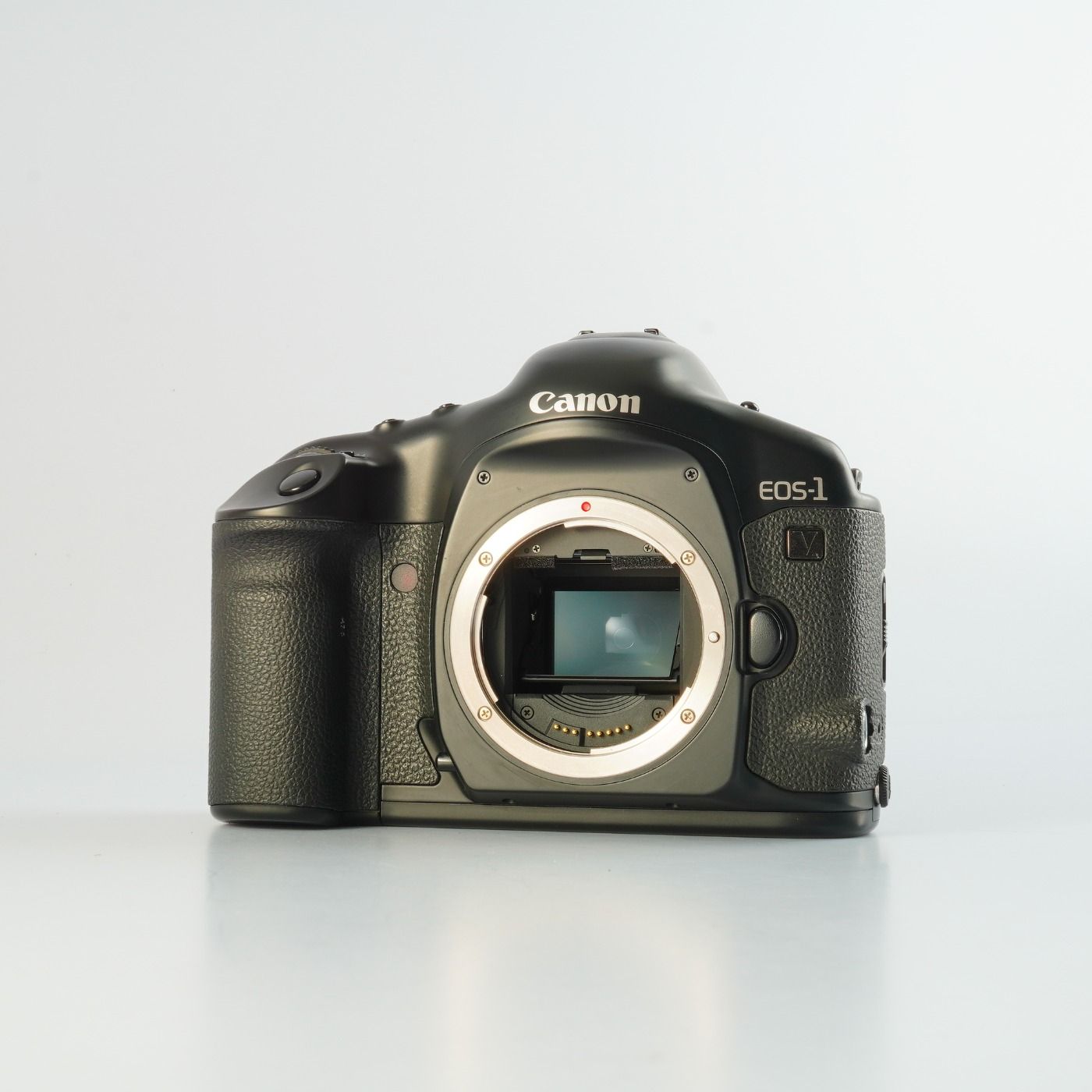 Canon キヤノン EOS 1V Count 11 AF フィルム一眼レフカメラ 88,748円