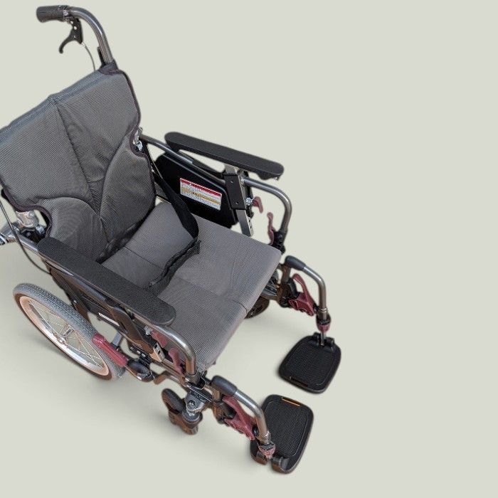 送料無料 レッグサポートなし カワムラサイクル 介助式車椅子 KMD-C16-40 km-26-0724-06
