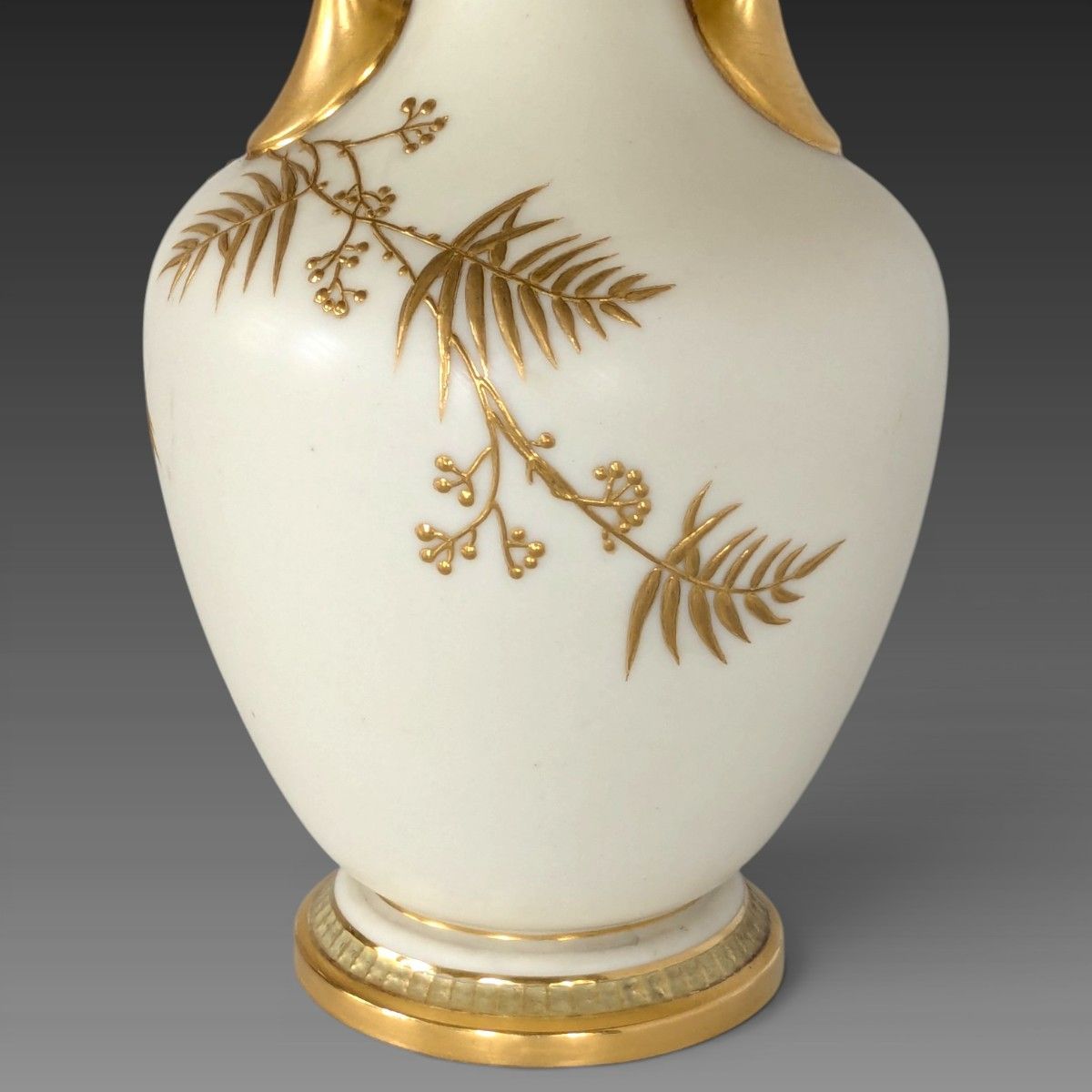 英国 ロイヤルウースター 金彩盛上 鳥絵 双耳 一輪挿し 花瓶 高25cm