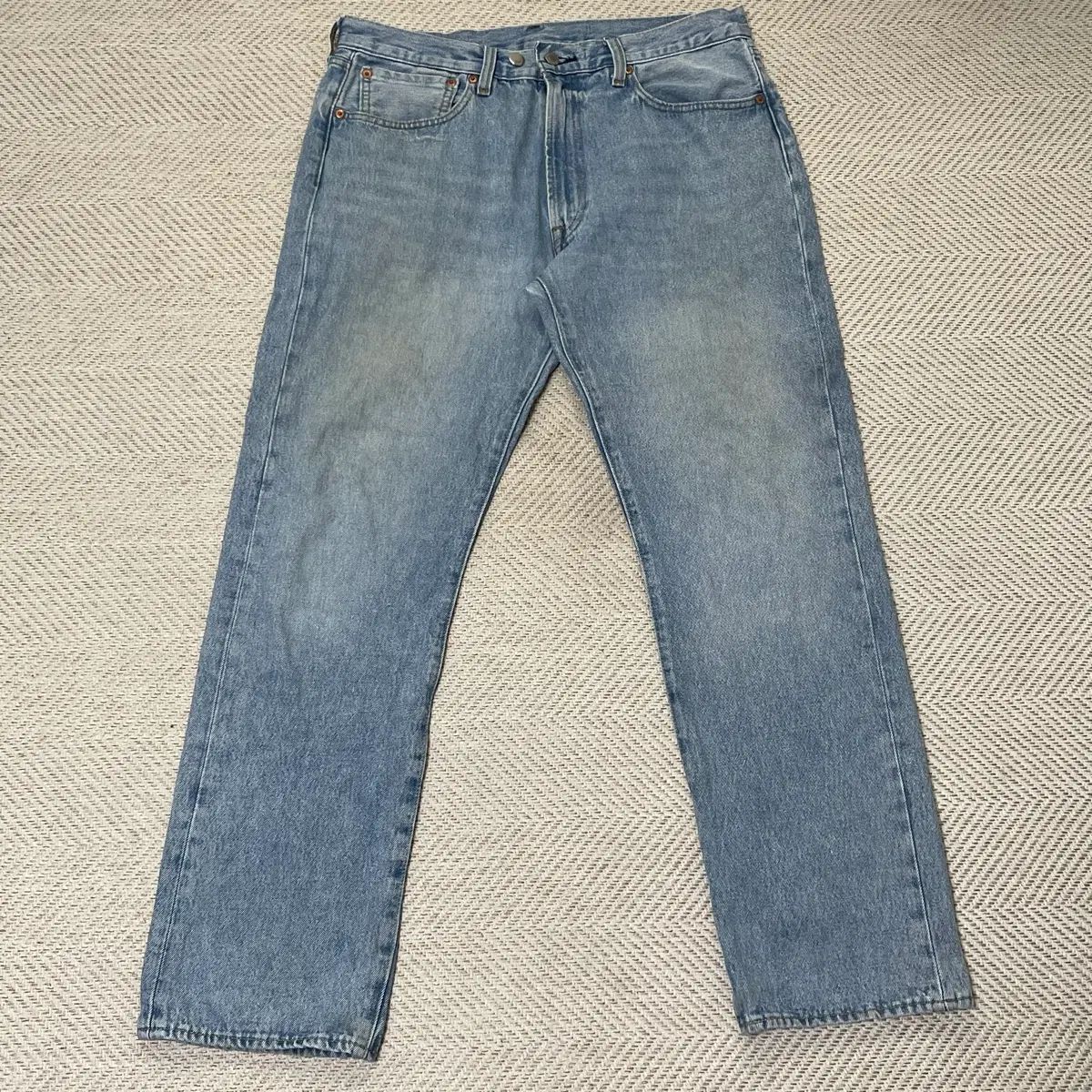 (34X32) リーバイス 551Z ストレートフィット デニム