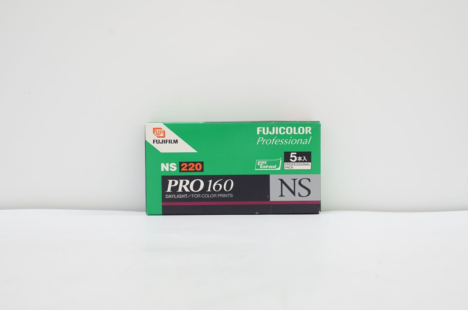 C141626-3)新品未開封 FUJIFILM PRO 160 NS 220サイズ 1箱 5本入 カラーネガ 冷凍庫保管 期限切れ 2009年3月