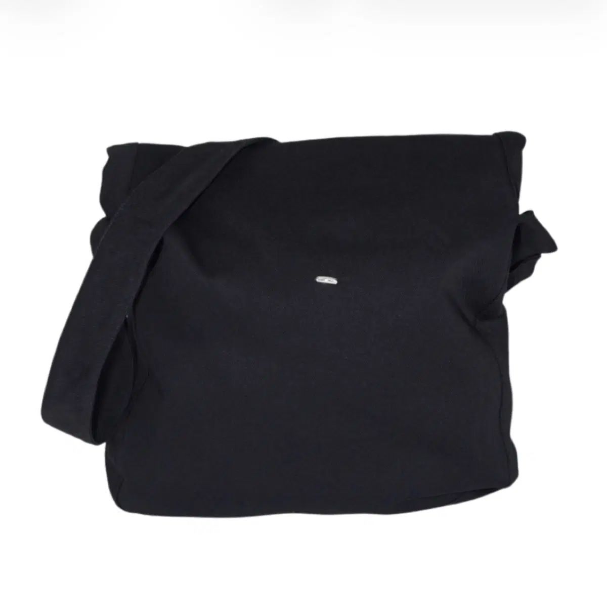 OUR LEGACY アワーレガシー スリングバック ウォッシュド ブラック デニム 22,530円