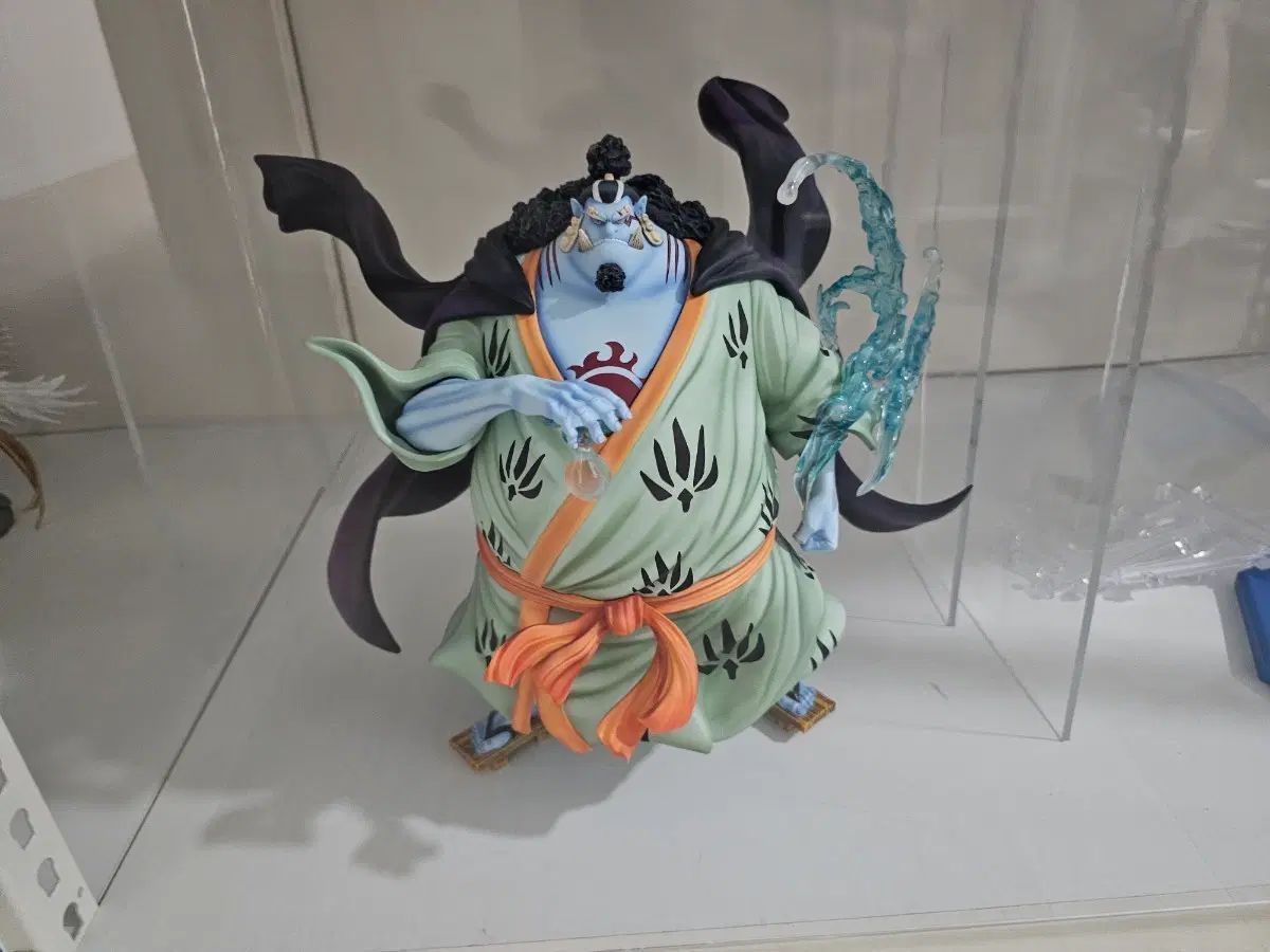 c2ジンベ ONE PIECE フィギュア レジンフィギュア 28,141円