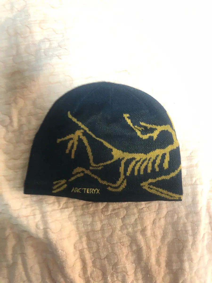 ARC'TERYX アークテリクス ビーニー GOLD 9,570円