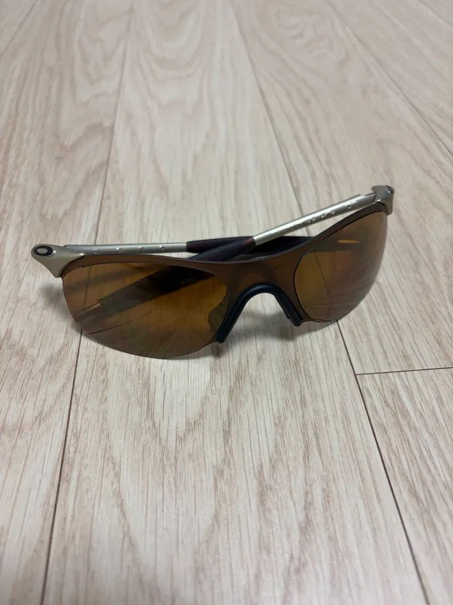 オークリー zero 0 4 サングラス 24,712円