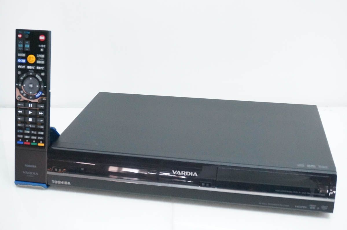 【中古】東芝TOSHIBA DVDレコーダー DVD-RAM/-R/-RW/-R DL 地上/BS/CS110度デジタル内蔵 RD-E305K HDD320GB内蔵
