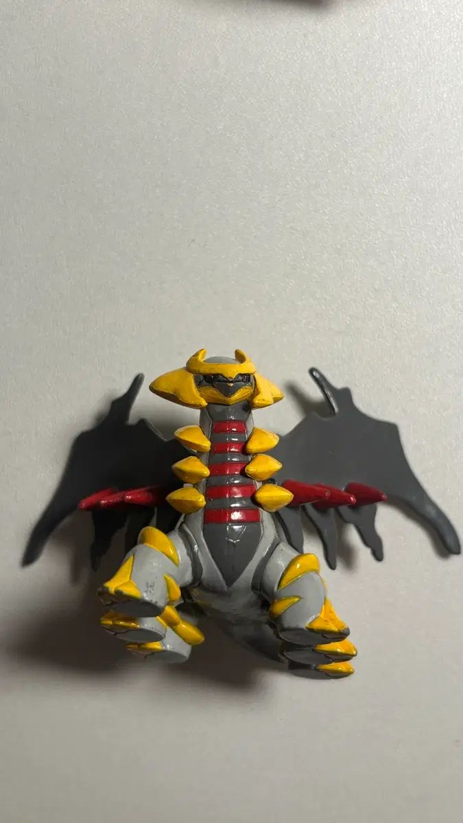 モンスターコレクション ギラティナ 古典 フィギュア 8,460円