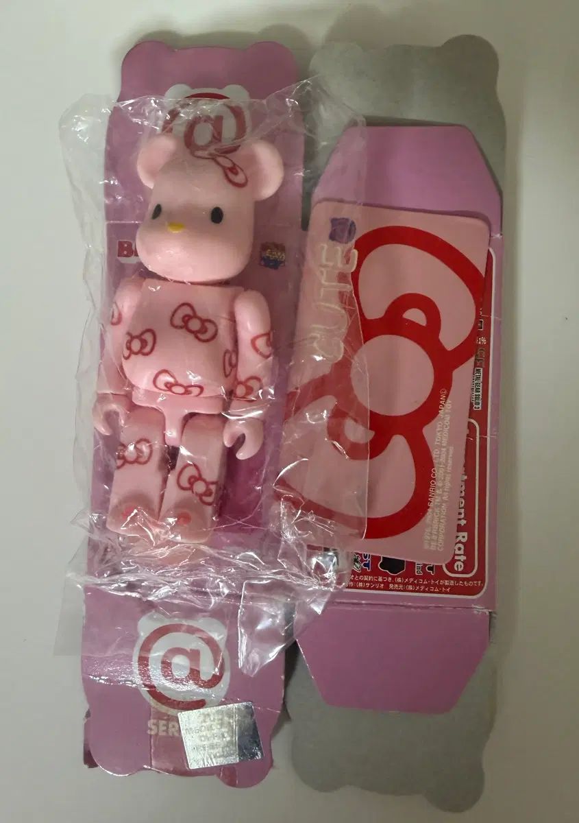 BE@RBRICK(ベアブリック) 9弾 キュート ハローキティ