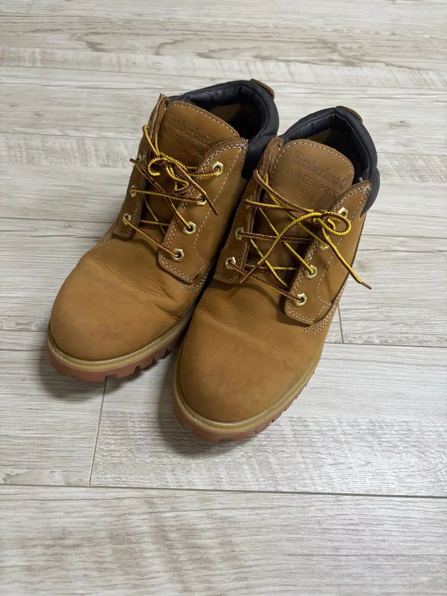 Timberland ティンバーランド チャッカブーツ ブラウン 270