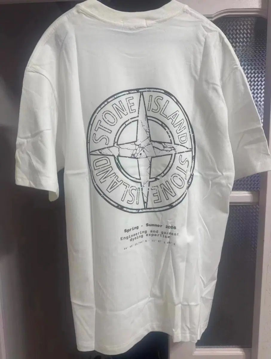 STONE ISLAND ストーンアイランド 半袖Tシャツ 白
