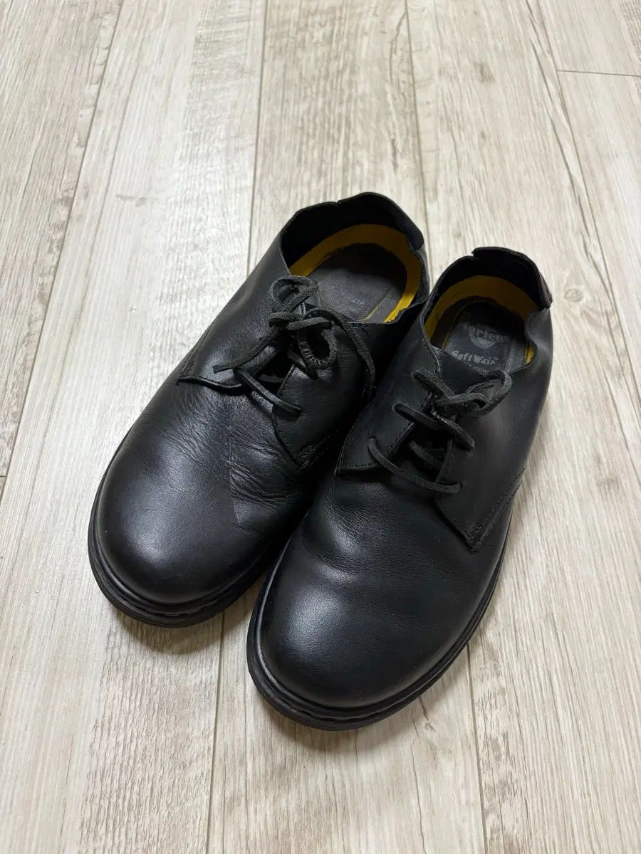 DR. MARTENS エルフィールド ブラック 260