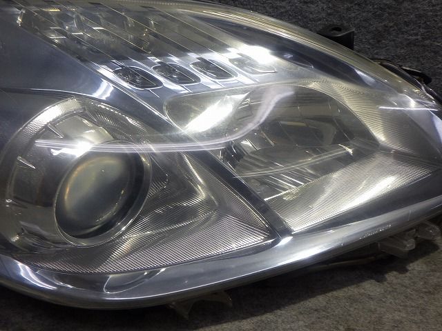 プリウス ヘッドライト 左右 ハロゲン ZVW30 前期 47-29 ホ レベ付き