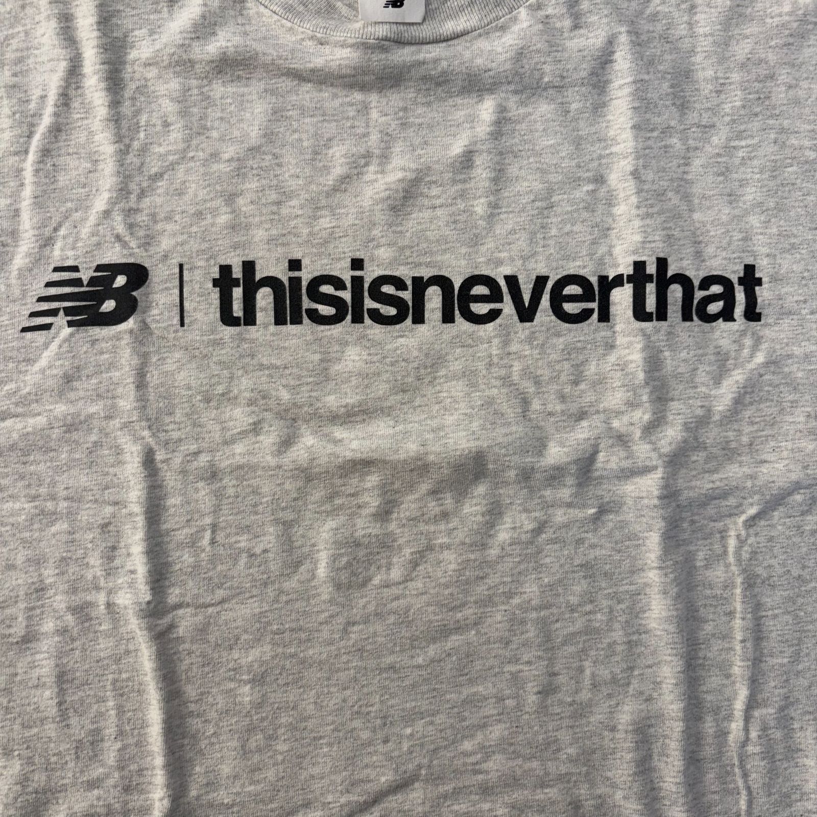【コラボ】new balance × thisisneverthat Tシャツ Sサイズ 韓国製 グレー メンズ 半袖 コラボTEE コットンTEE ヴィンテージ 古着 6,860円