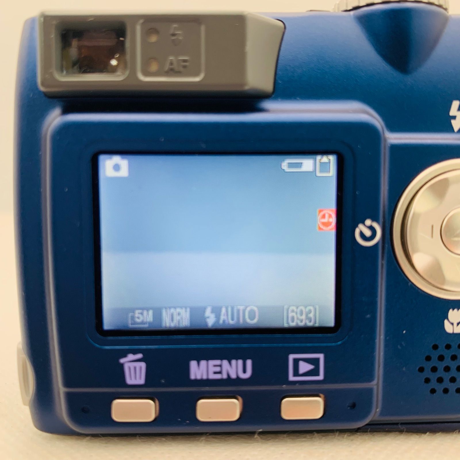 Nikon COOLPIX 5200 ブルー 充電器•バッテリー•ストラップ•SDカード