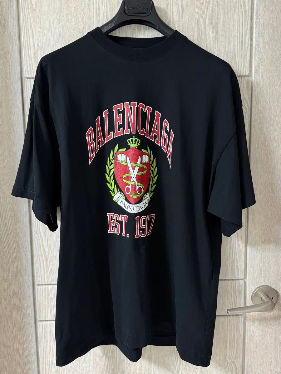 バレンシアガ カレッジロゴ 半袖Tシャツ 2 (丈お直し割引)