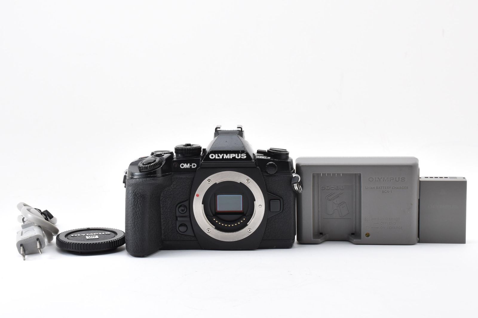 ★並品★ オリンパス OLYMPUS OM-D E-M1 ボディ ブラック 《ショット数29173回・バッテリー・充電器付！》★動作品★ #A606222