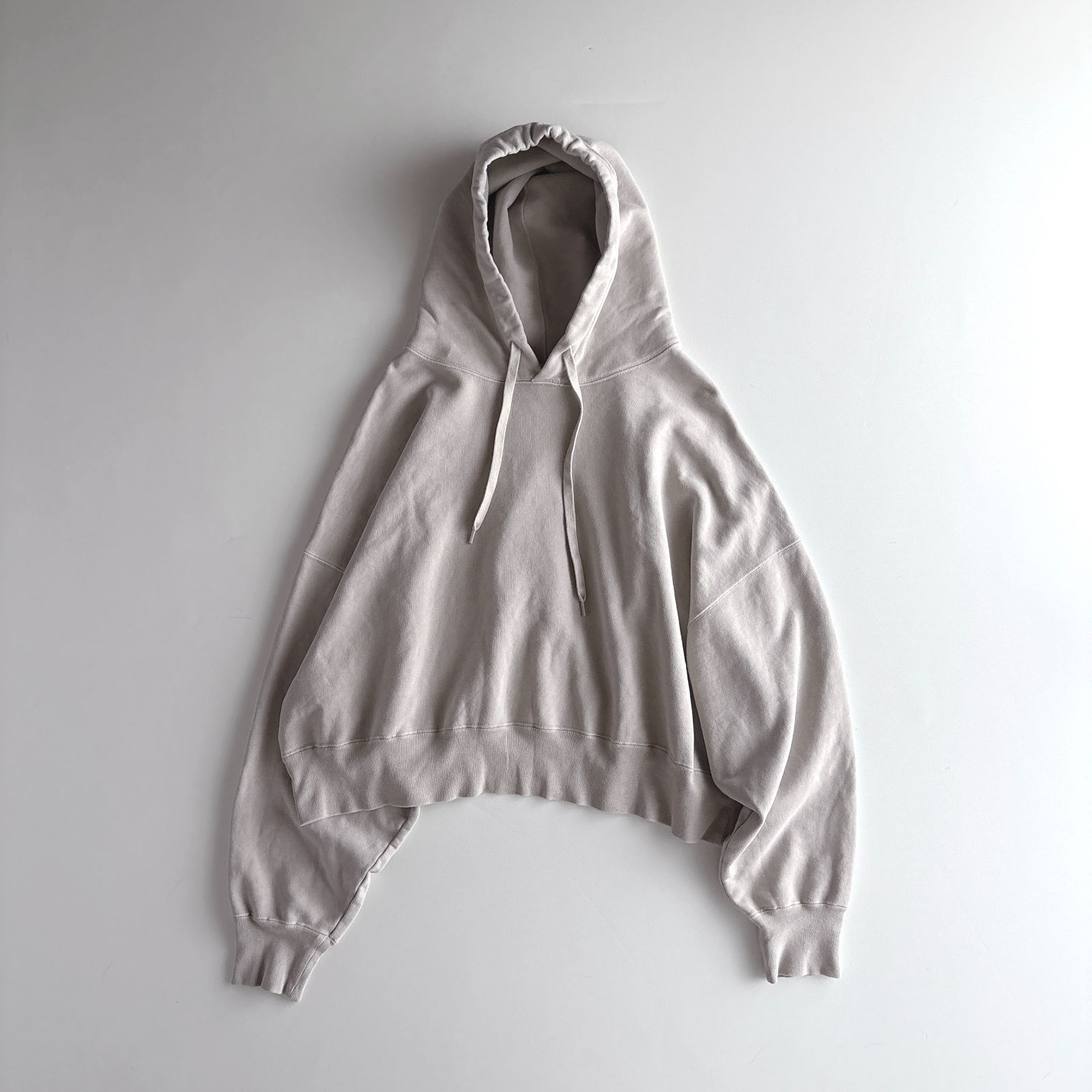 美品 / REMI RELIEF レミレリーフ / Sweat Pullover Hoodie 長袖 スウェット プルオーバー フーディ パーカ / レディース F フリーサイズ / ベージュ / 日本製 / トレーナー ミニ裏毛 褪色加工 / トップス