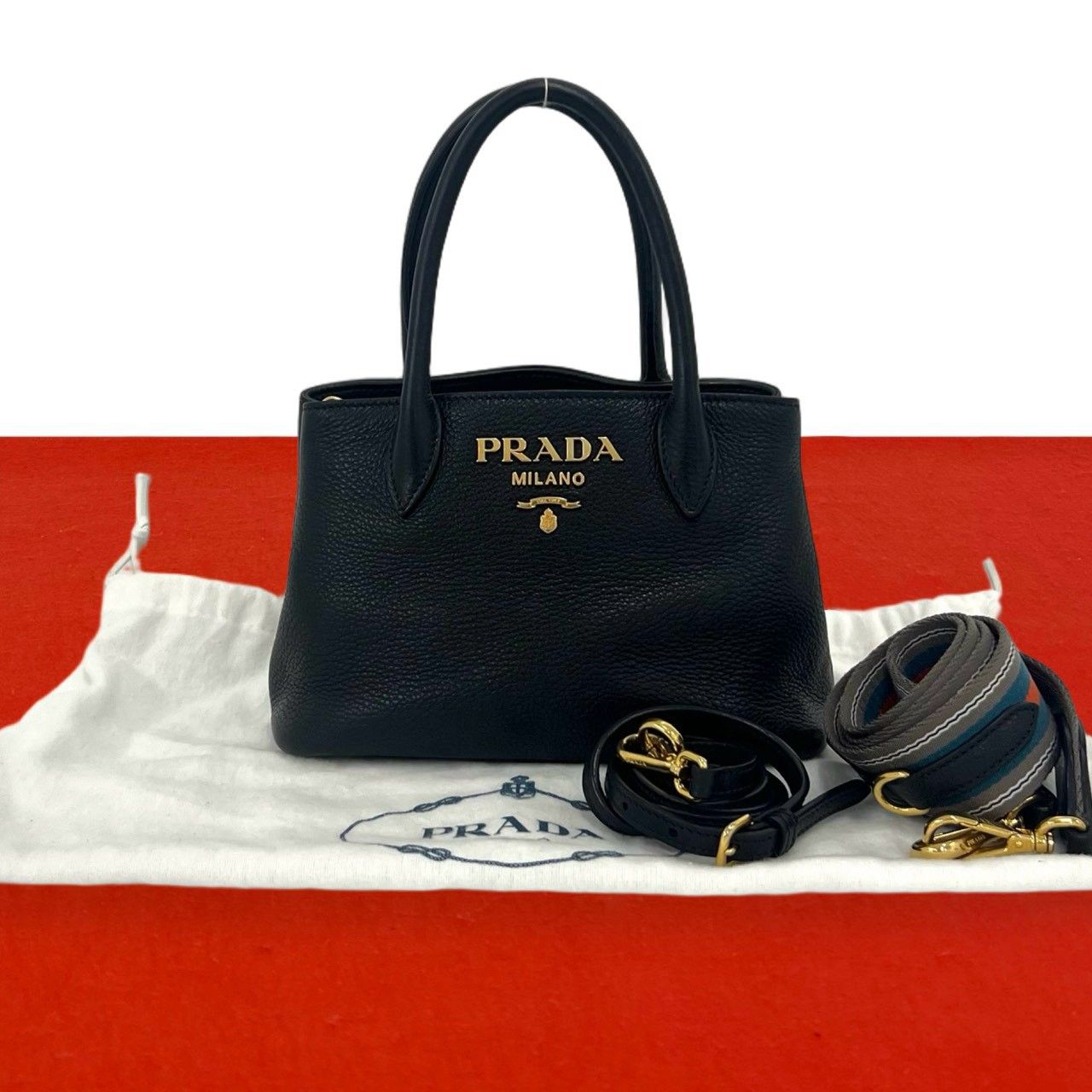 極 美品 保存袋付き PRADA プラダ ロゴ 金具 レザー 本革 3way 