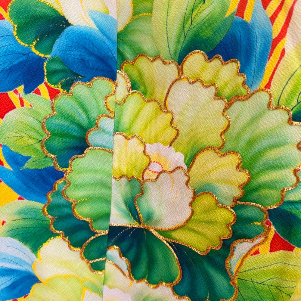 本振袖 引き振袖 白 正絹 花柄 古典 刺繍 結婚式 裄64.5cm 身丈187cm 花嫁衣装 Mサイズ 6283