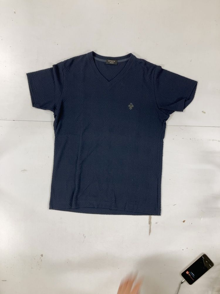 EPOCA UOMO Vネック Tシャツ 迷彩柄 ネイビー EPOCA UOMO Vネック Tシャツ 迷彩柄 ネイビー エポカ ウォモ EPOCA