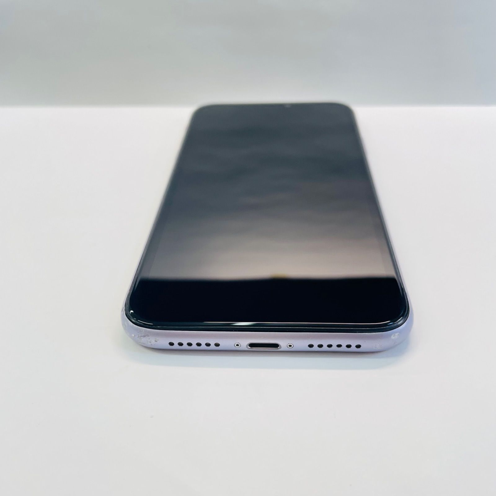 iPhone 11 128GB SIMフリー バッテリー100% - メルカリ