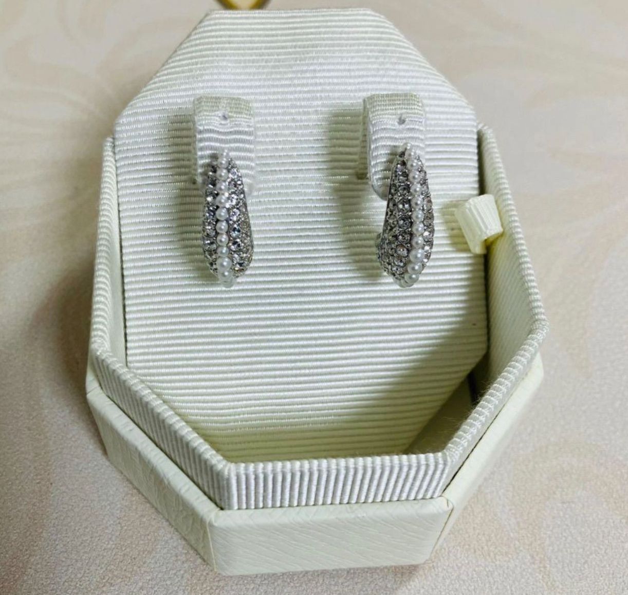 特売バーゲン】新品 スワロフスキー Swarovski Sublima ドロップピアス