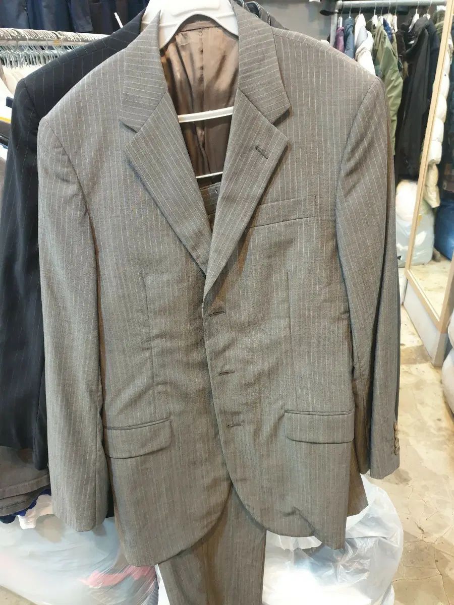PRADA プラダ スーツ 30,691円