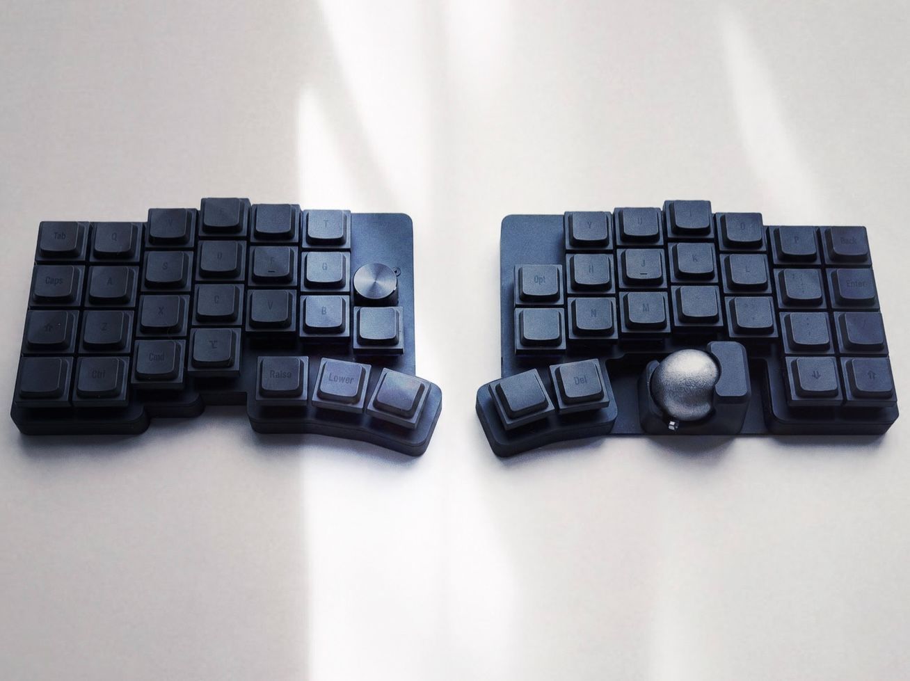Pafiny トラックボール付分割キーボード roBa Cornix - メルカリ