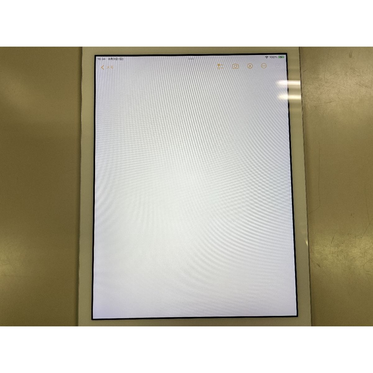iPad 第6世代 32GB シルバー ジャンク品 (MR6P2J/A) - メルカリ