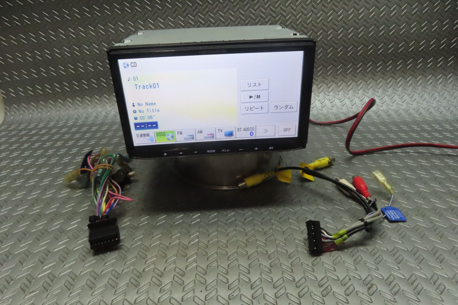 美品/タッチパネル正常/完動品保証付★W7369/カロッツェリア　メモリーナビ　AVIC-MRZ09　TV地デジフルセグ内蔵　Bluetooth内蔵　B-CAS付き