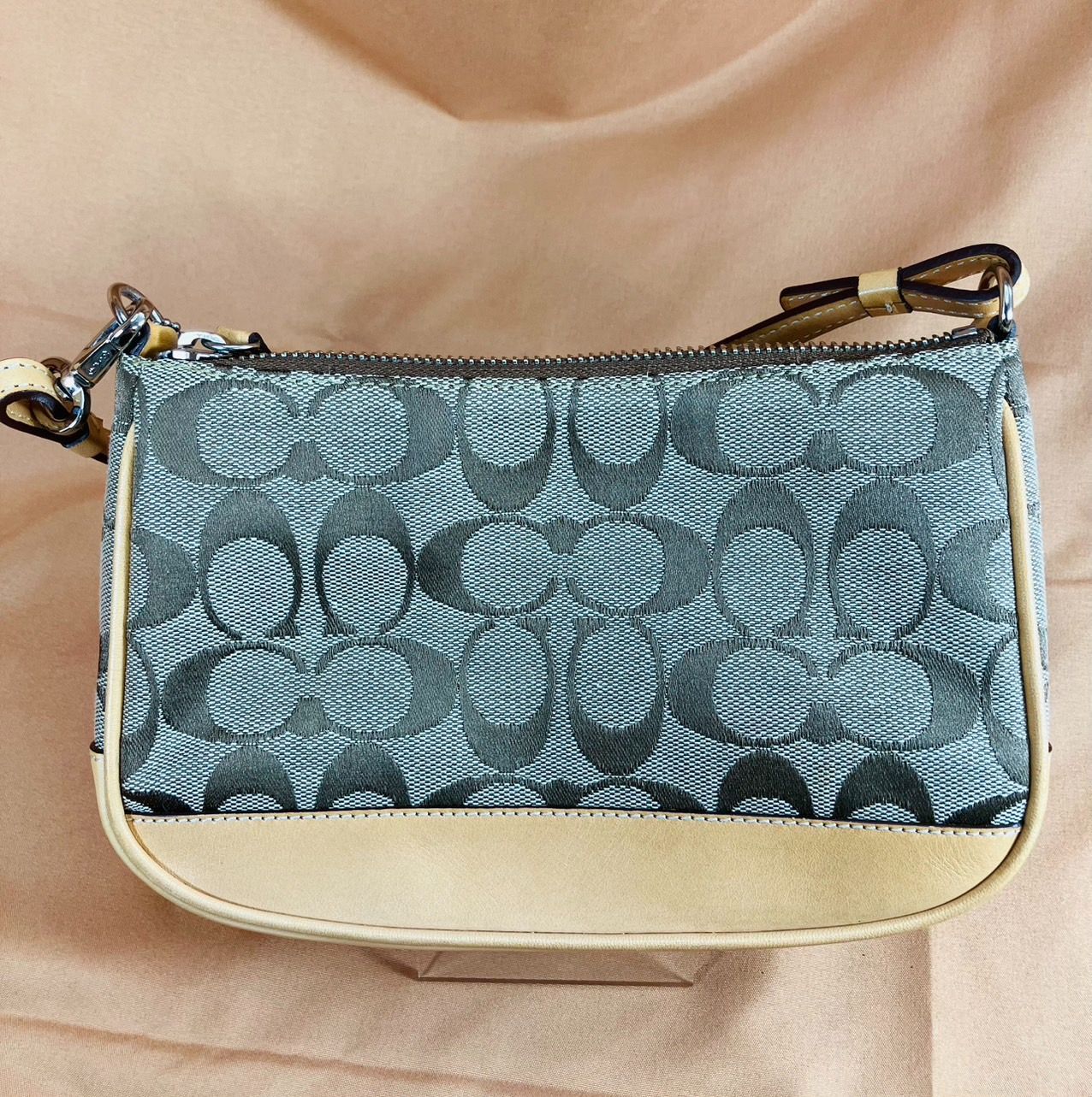 COACH コーチ 6094 シグネチャー アクセサリーポーチ ワンショルダー　AB