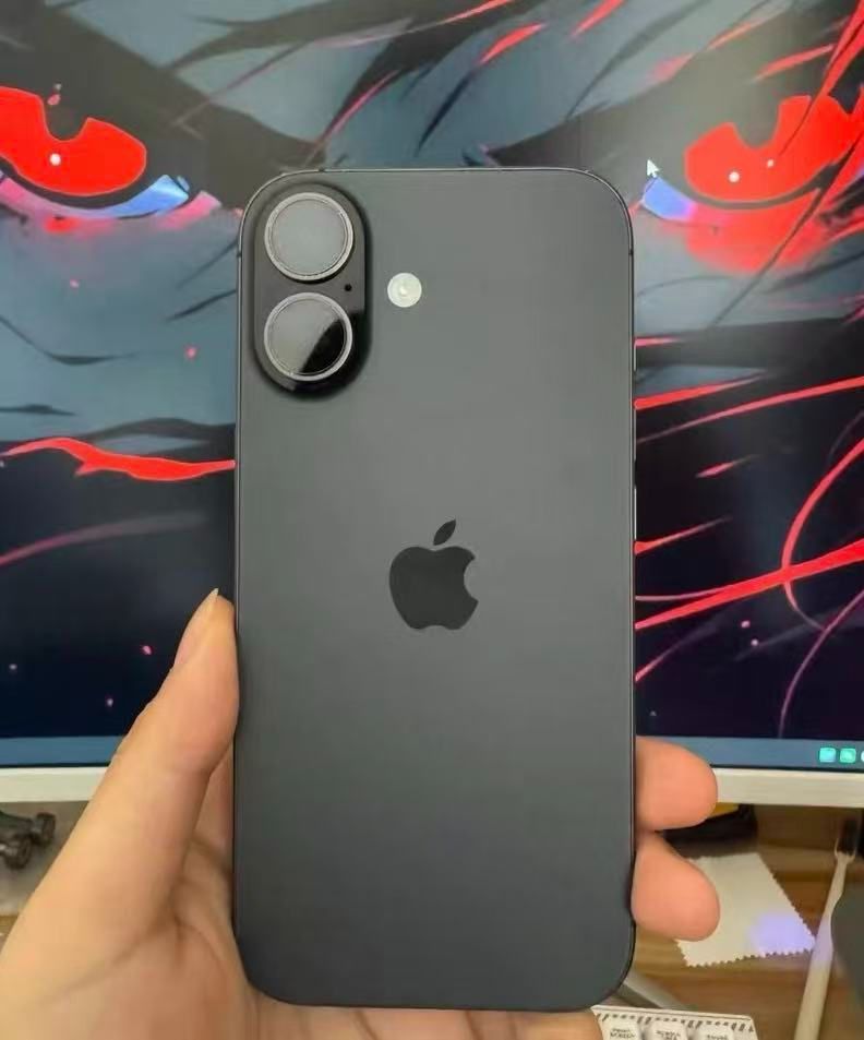 iPhone17 258G ブラック 中古美品 動作完全確認済み スマホ本体