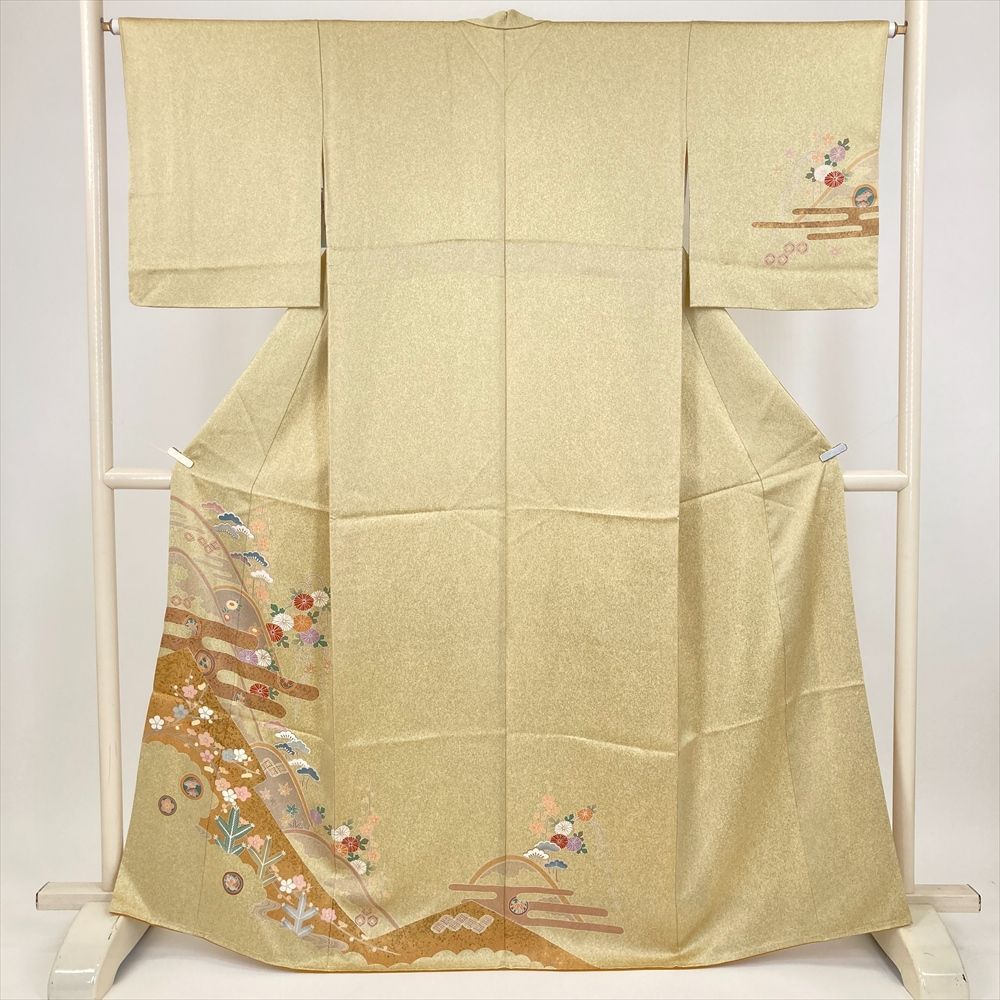 たんす屋 TANSU-YA 着物 リユース着物 訪問着 黄 フォーマル セミフォーマル たたき染め 松 菊 梅 松菱 雲 霞取り 袷 絹 洗い済 【身丈】160cm【裄丈】64.5cm 7650004373063