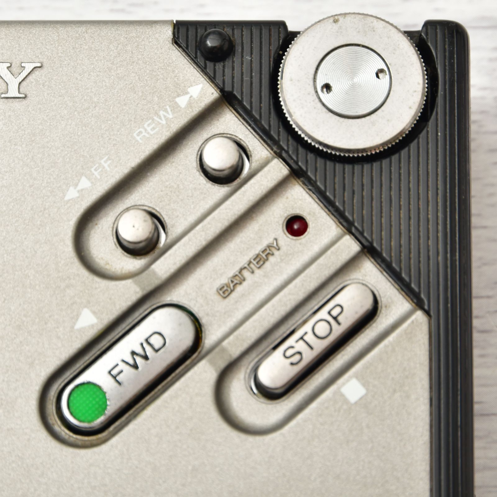 SONY WALKMAN WM-2 カセットウォークマン 銀 整備済 TY441 SONY WALKMAN WM-2 カセットウォークマン シルバー 整備済 TY470