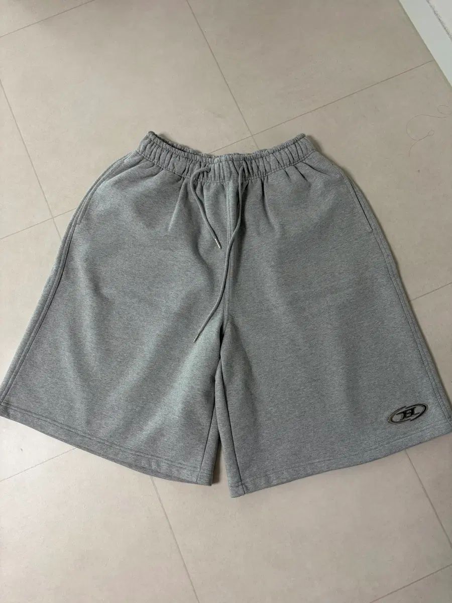 (2) (未使用新品) BORN TO WIN クロム ハーフパンツ