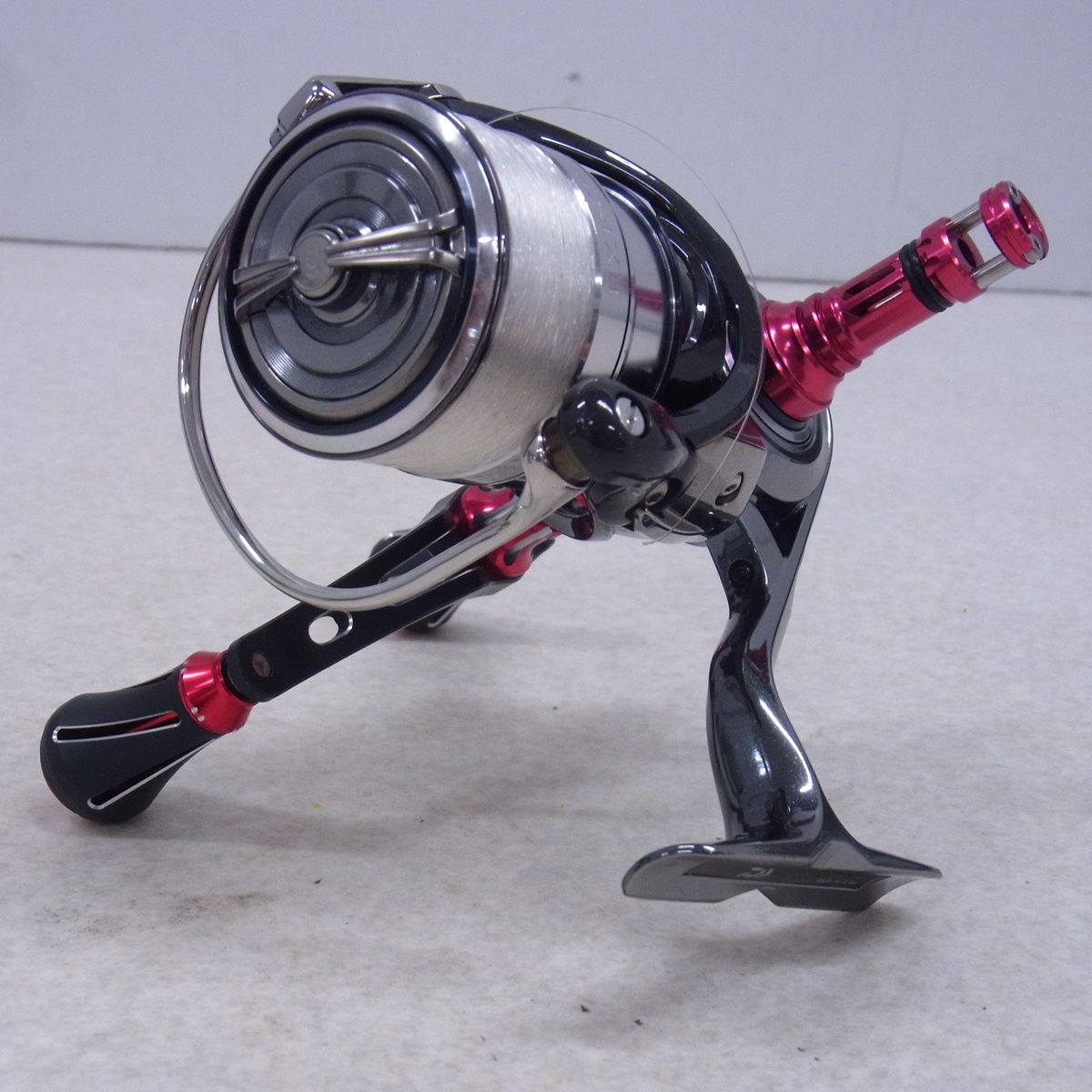 DAIWA ダイワ EXIST イグジスト LT2500XH スピニングリール