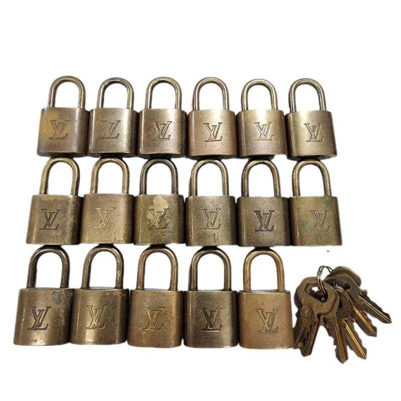 LOUIS VUITTON ルイヴィトン パドロック 南京錠 カデナ キー No.300 アクセサリー ユニセックス 【中古】 52608K13