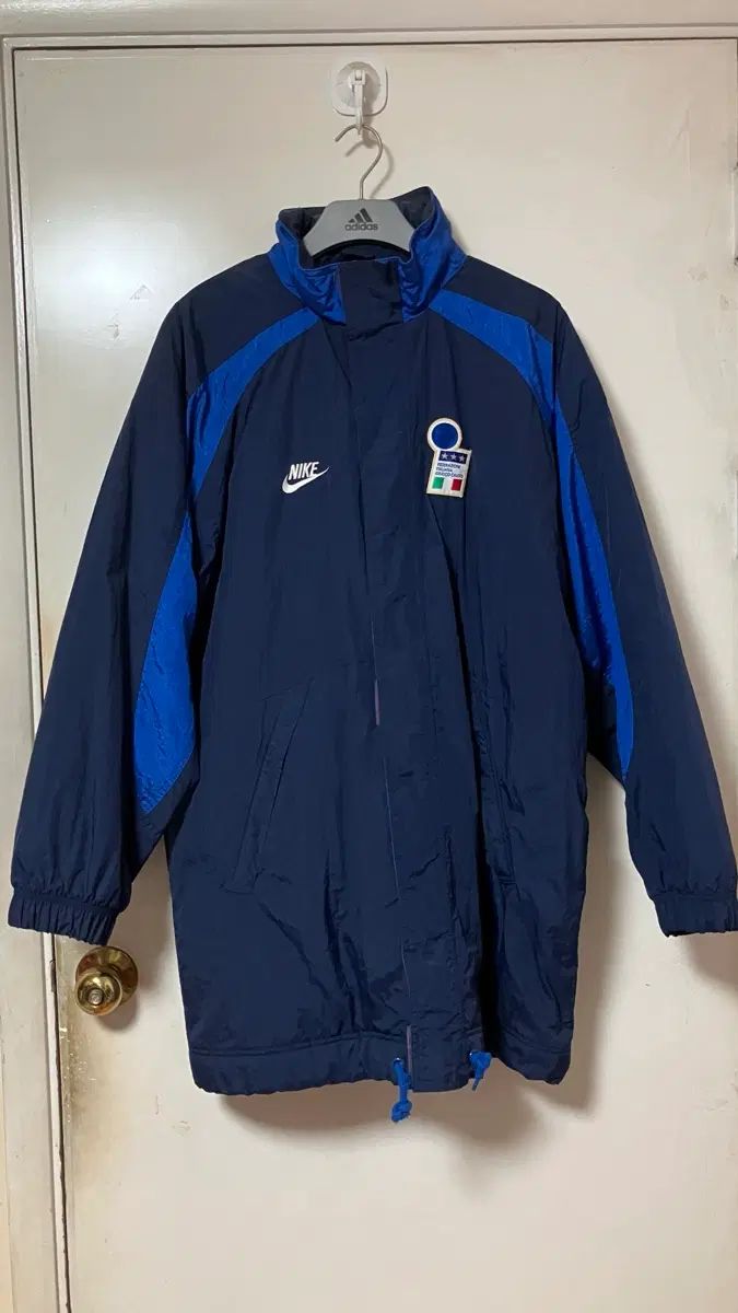 ナイキ 97-98 イタリア トレーナー オールドスクール ベンチコート