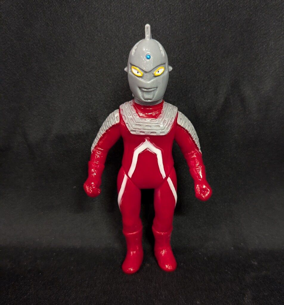 ヤモマーク 大怪獣シリーズ ウルトラセブン 赤成型/グレー