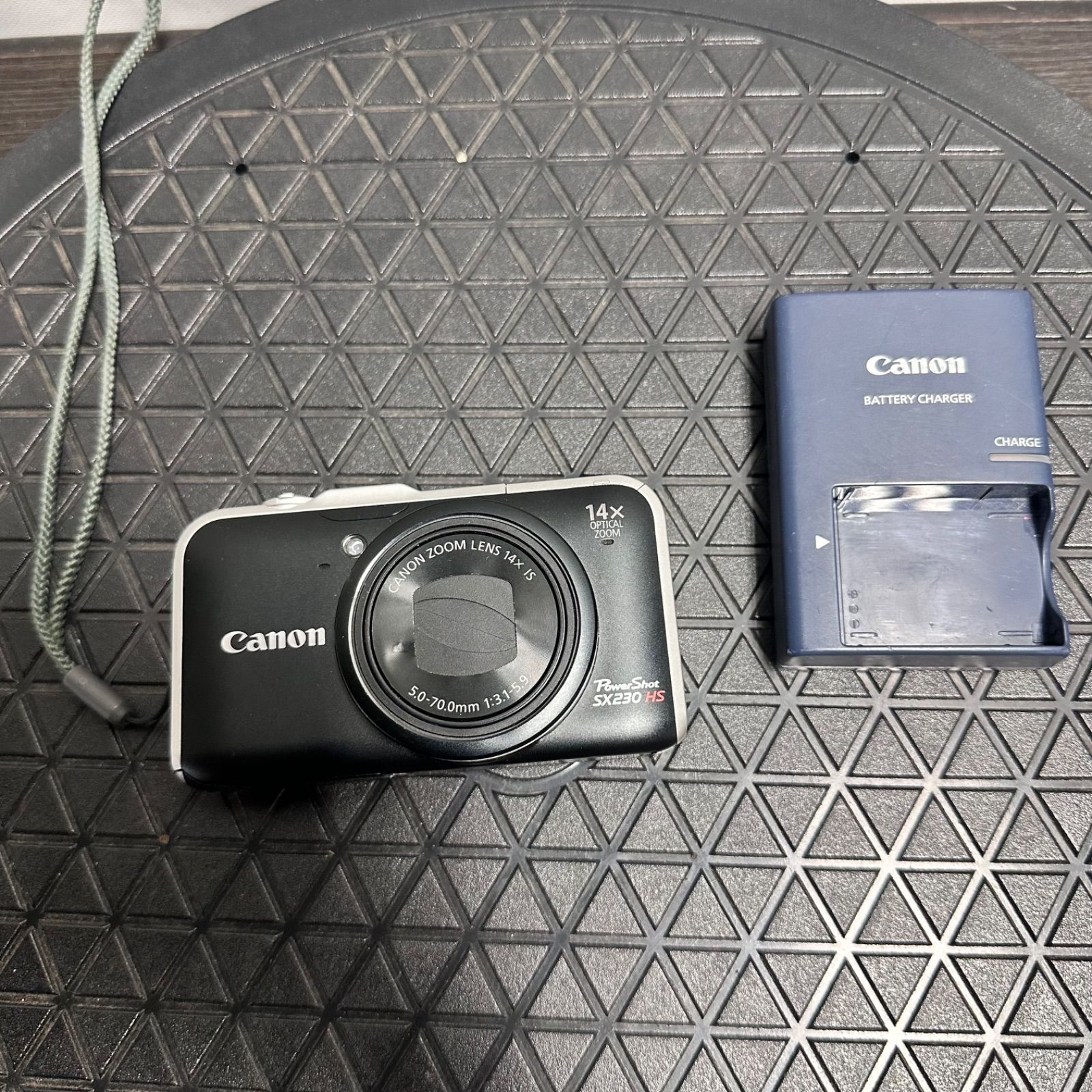 Canon PowerShot SX230 HS デジタルカメラ 充電器 バッテリー 8GB SDカード付