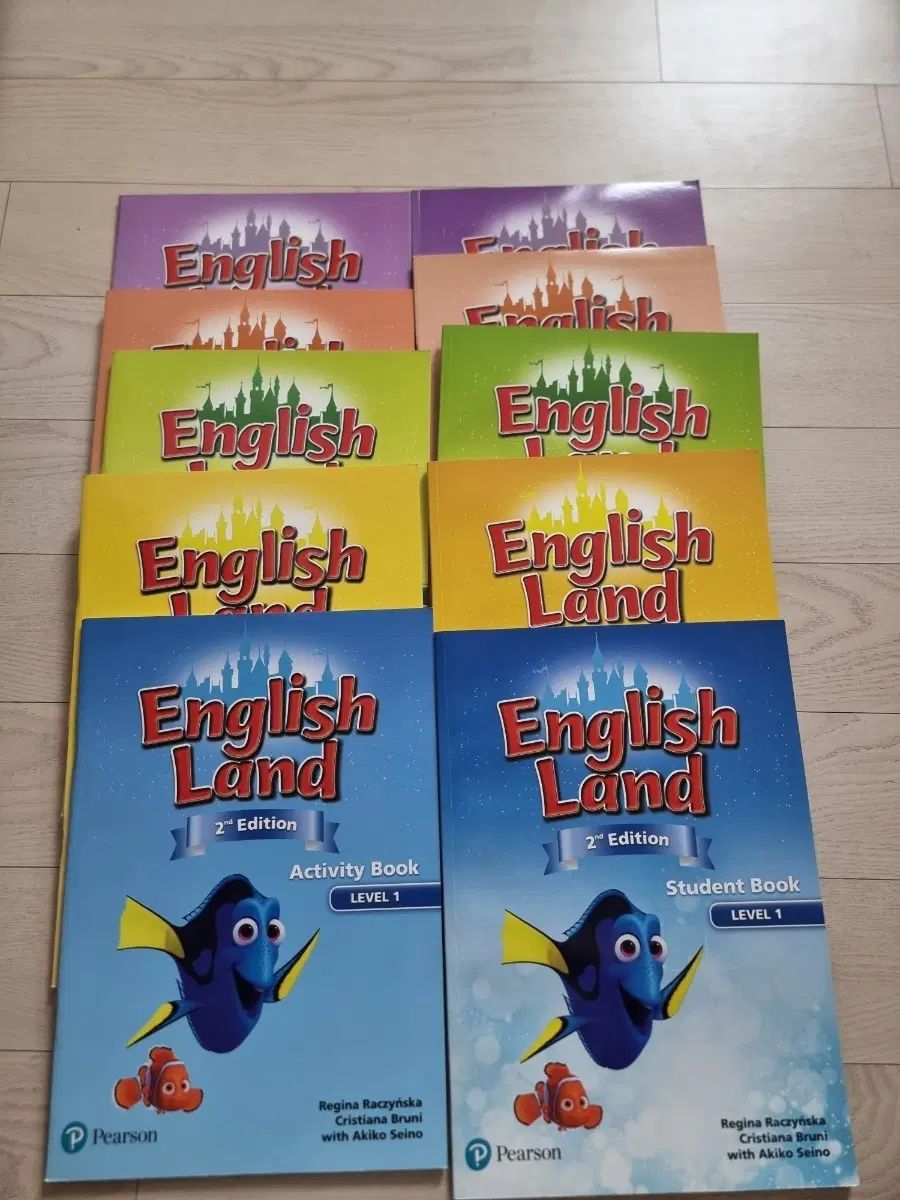 イングリッシュランド English Land レベル 1 5 フルセット 正規品 新品 イングリッシュランド 10巻 CDフルセット です