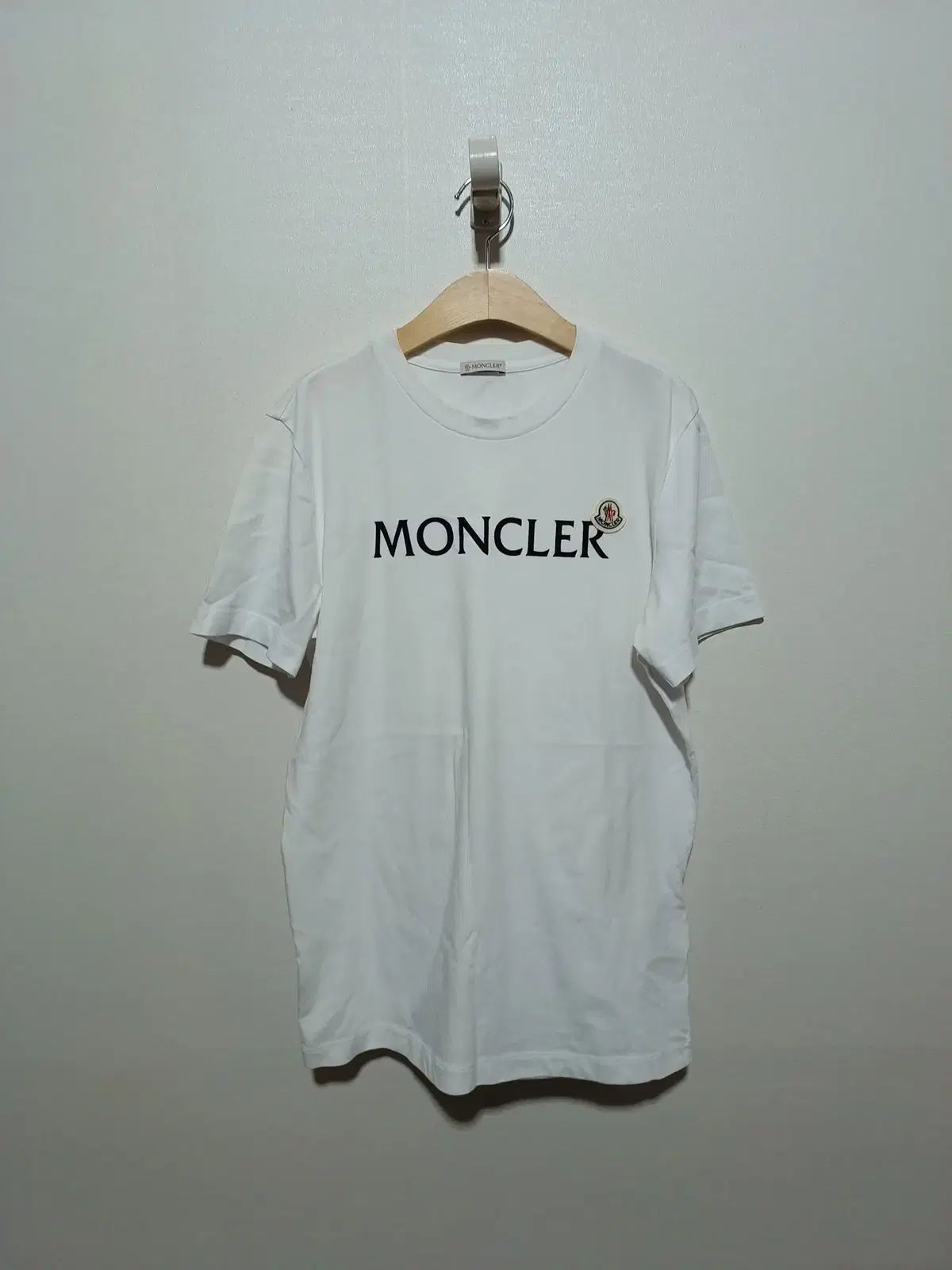 MONCLER(モンクレール) メンズ 半袖 Tシャツ S (26A2016)